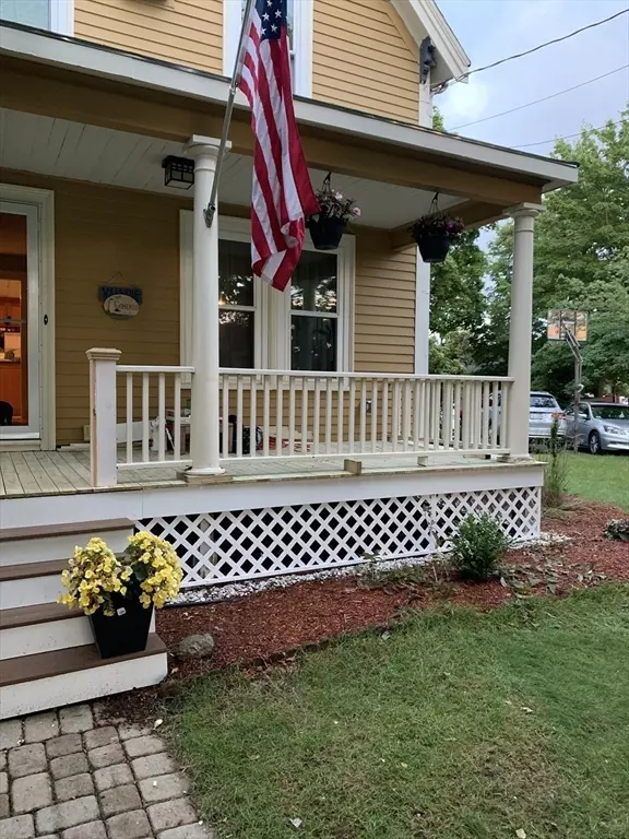 Lynnfield, MA 01940,3 Grove St