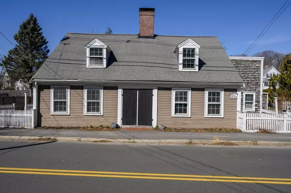 Hingham, MA 02043,191-193 South St