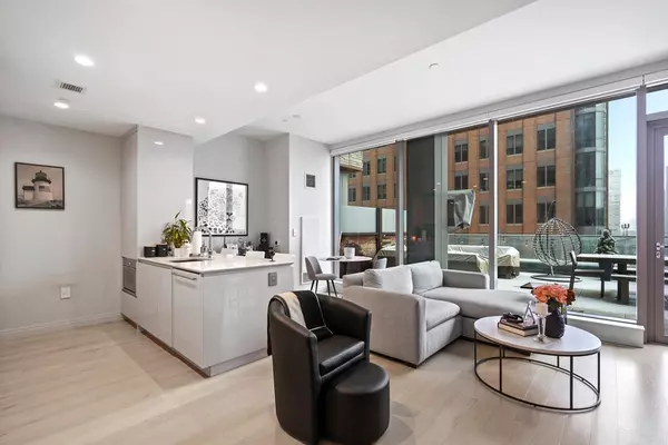 135 Seaport Blvd #538, Boston, MA 02210