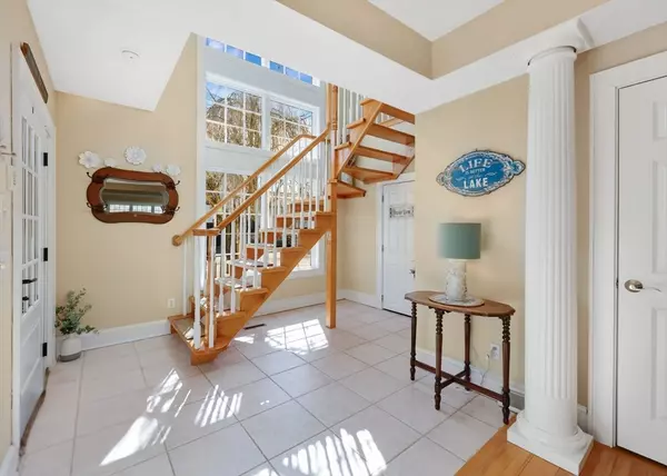 Southwick, MA 01077,34 Grove St