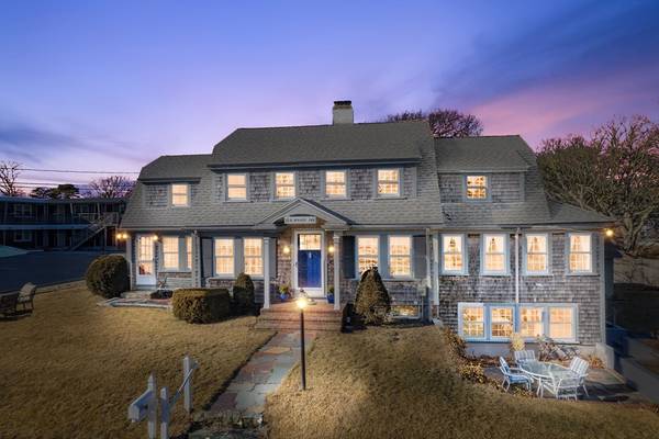 402 Old Wharf Rd, Dennis, MA 02639