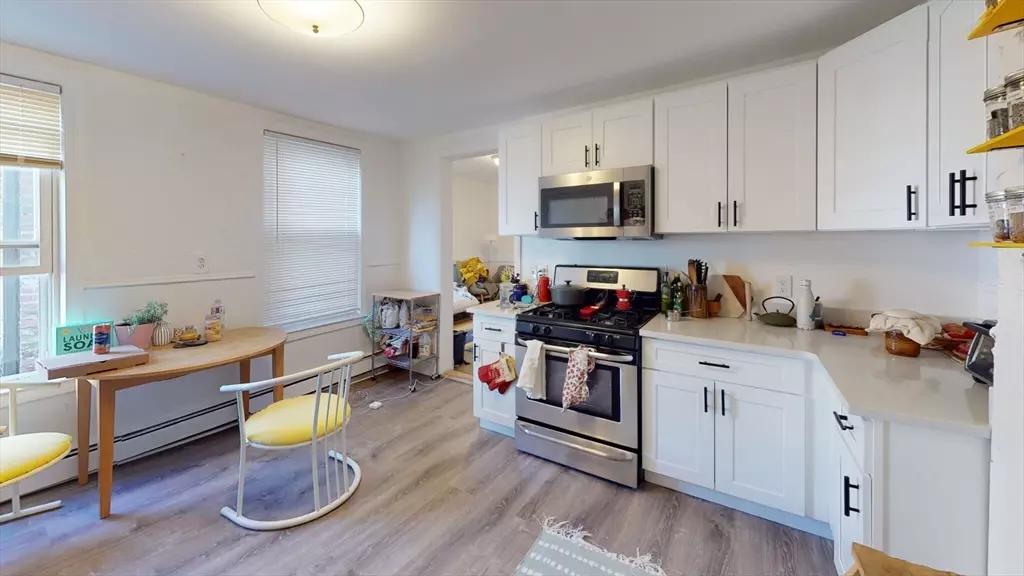 24 Maverick St. #2, Boston, MA 02128