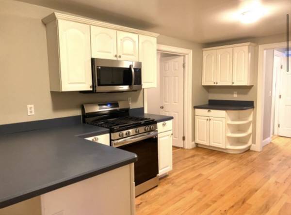 205 West St #2, Walpole, MA 02081