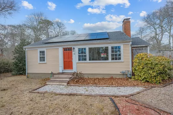 10 Ginger Plum Ln, Yarmouth, MA 02664