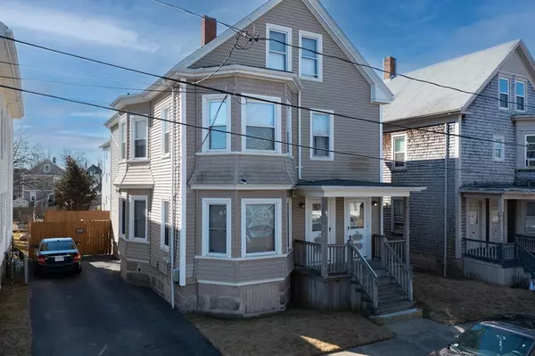 14-16 Collins Street, New Bedford, MA 02740