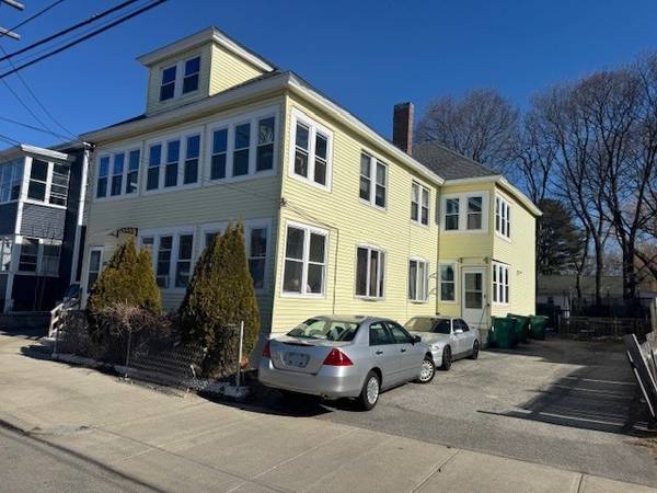 183-185 West Sixth Street, Lowell, MA 01850