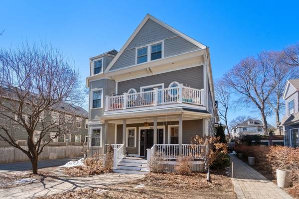 64 Toxteth St #64, Brookline, MA 02445