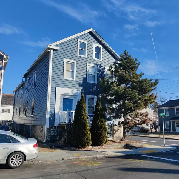 109 Smith St, New Bedford, MA 02740