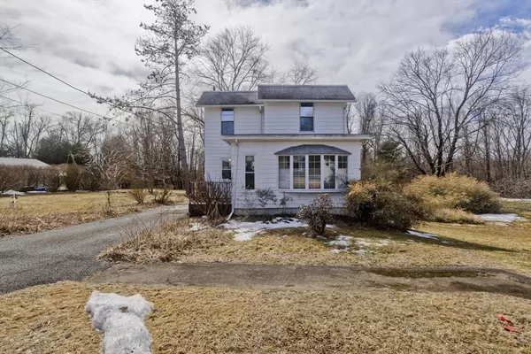 South Hadley, MA 01075,18 Leahey Ave