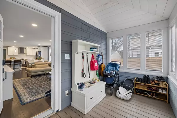 Marblehead, MA 01945,22 Stacey St