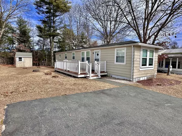 27 Windswept Rd, Wareham, MA 02576