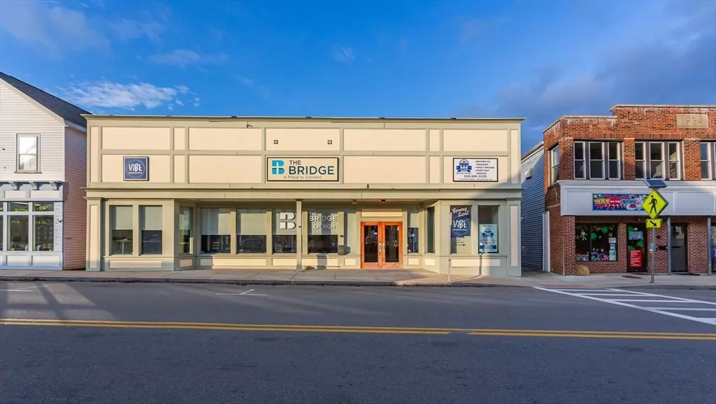 Middleboro, MA 02346,31 Center St.