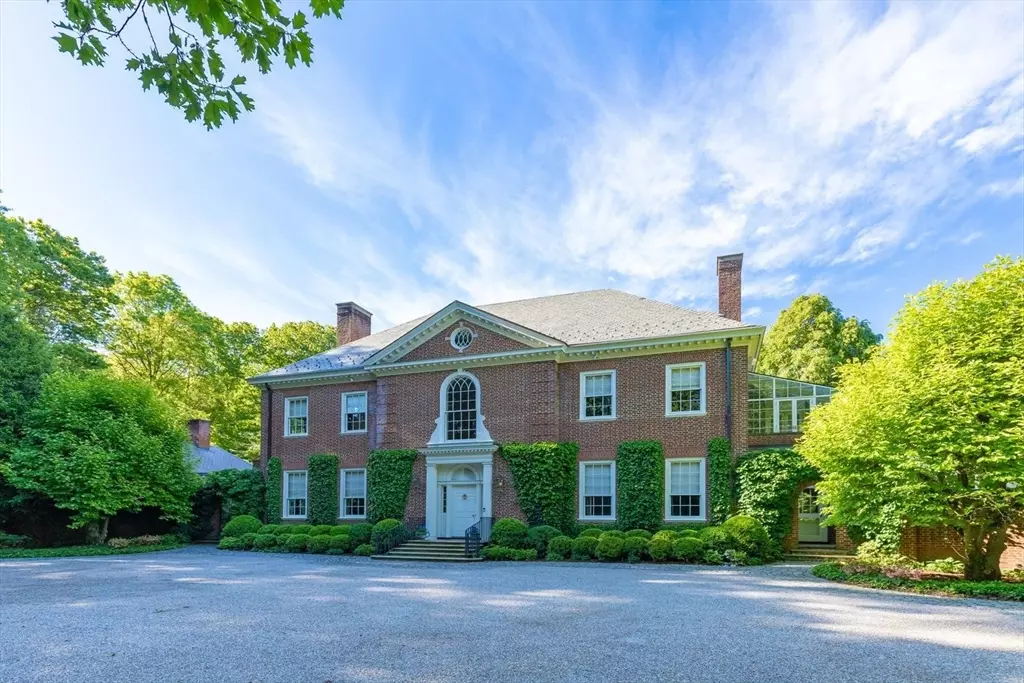 Westwood, MA 02090,429 Summer St