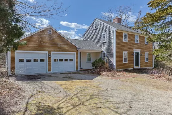 505 Main St, Barnstable, MA 02668