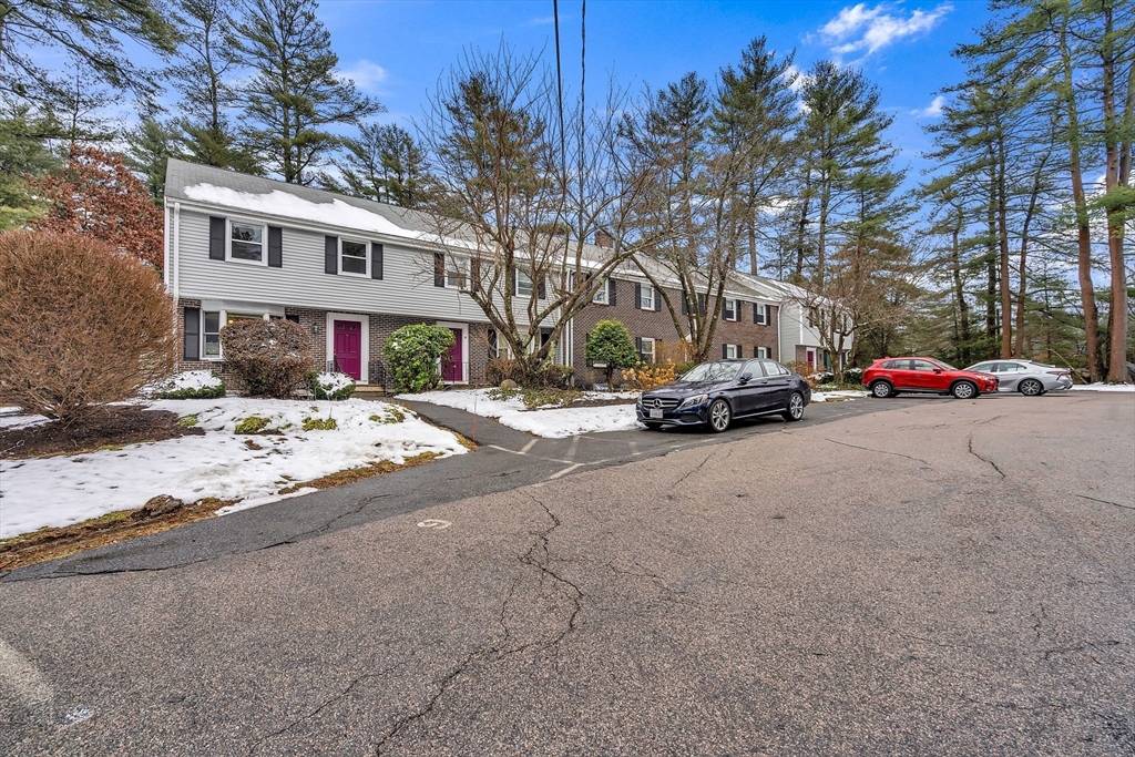 Easton, MA 02375,165 Norton Ave. #7