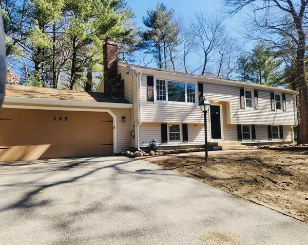 345 Plain St, Hanover, MA 02339