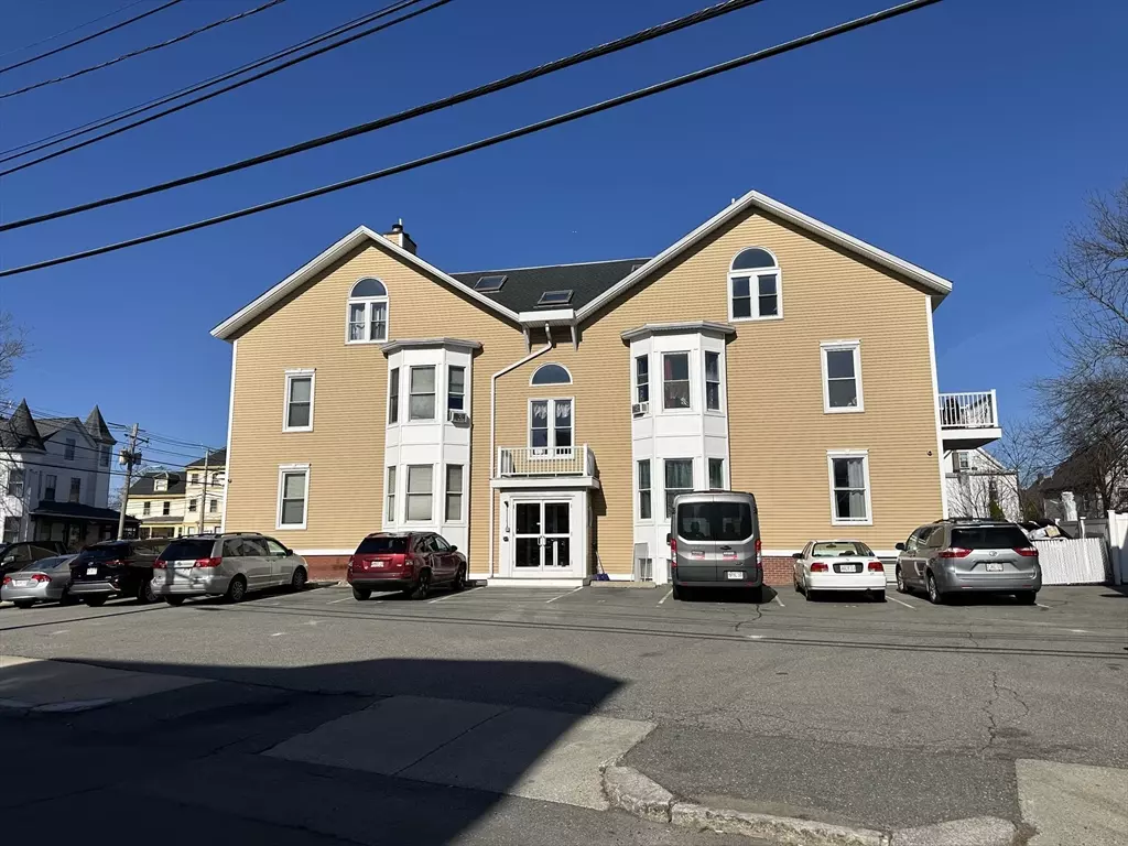 Revere, MA 02151,89 Beach Street #2W