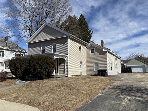 76 South St, Ware, MA 01082