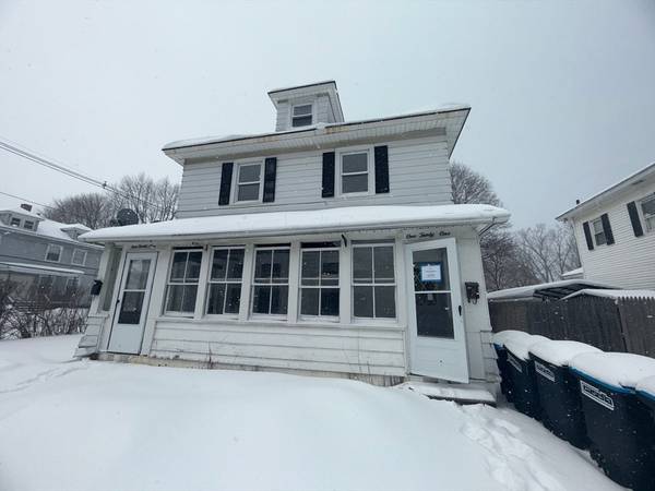 129 Newell St, Pittsfield, MA 01201