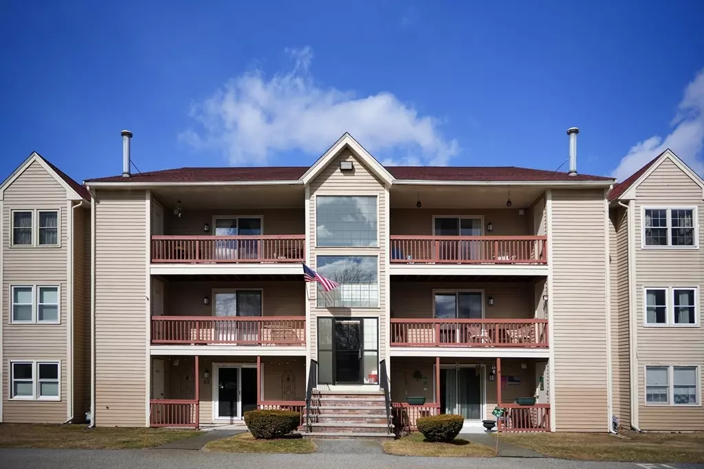 Tewksbury, MA 01876,65 Randolph Dr #65
