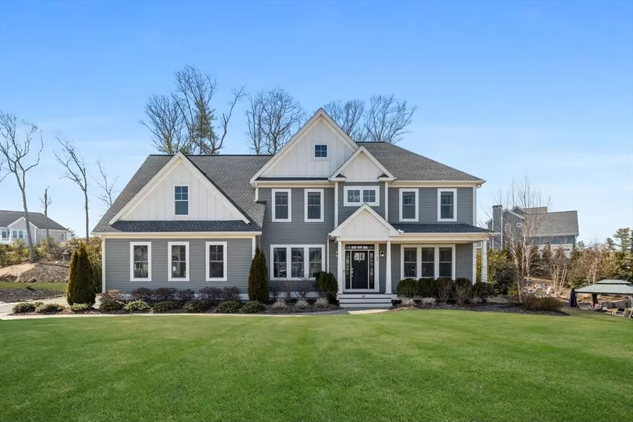 45 Rochambeau Ave, Wrentham, MA 02093