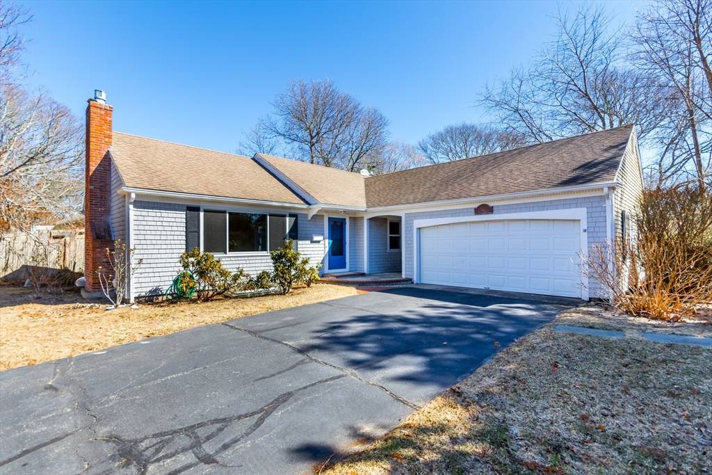 Barnstable, MA 02601,10 Snow Creek Dr