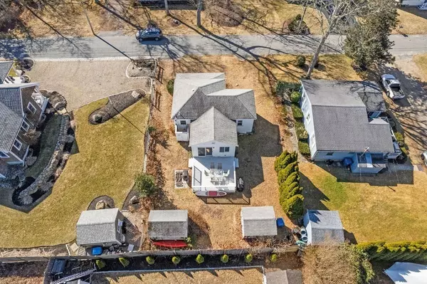 Falmouth, MA 02556,59 Silver Beach Ave