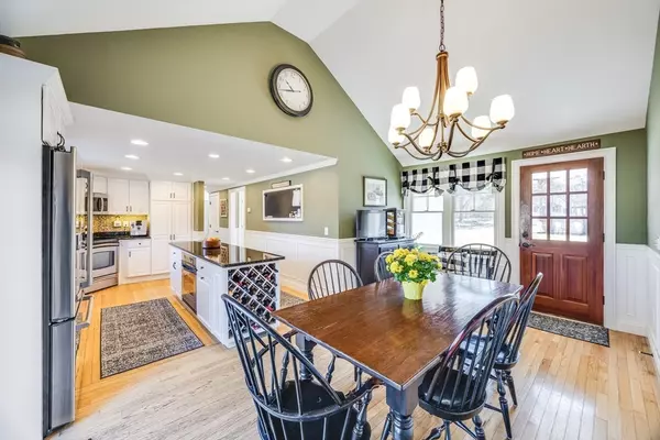 Eastham, MA 02642,45 Tracy Lane