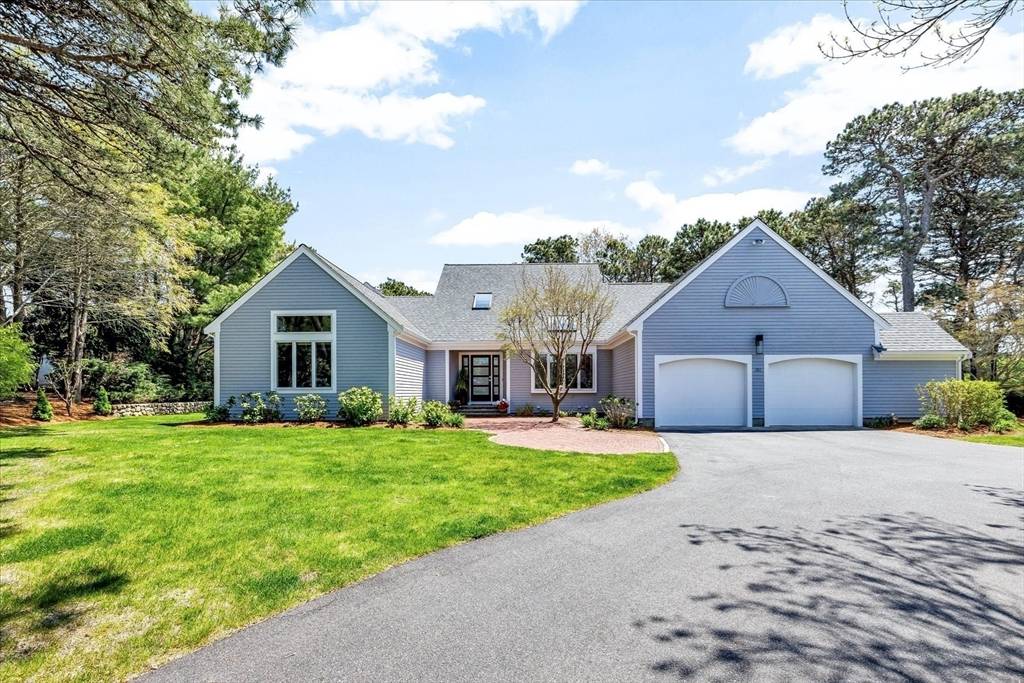 101 Willowbend, Mashpee, MA 02649