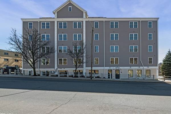 472 Essex Street #203, Lynn, MA 01902