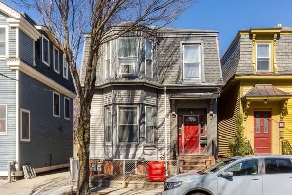 89 Plymouth St Units 1&2, Cambridge, MA 02141