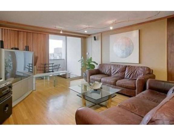 77 Pond Ave #1409, Brookline, MA 02445