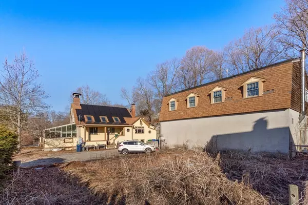 Newton, MA 02464,103 Thurston Road