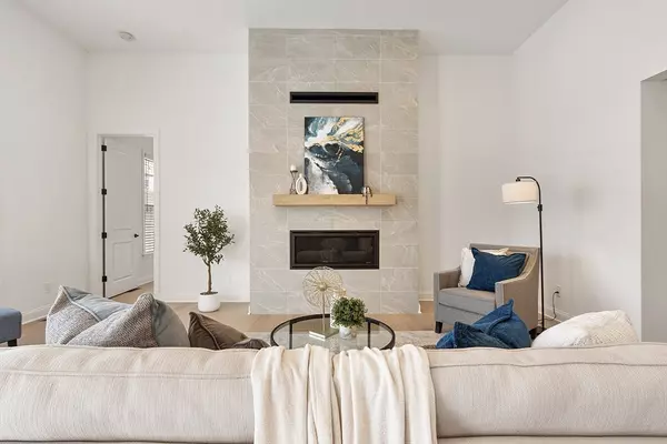 Hudson, MA 01749,3 Barnes Blvd #3