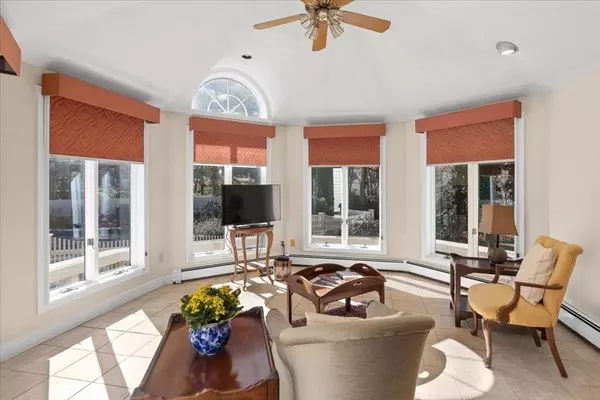 Easton, MA 02356,5 Pheasant Lane