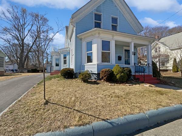 293 Grafton St, Brockton, MA 02301