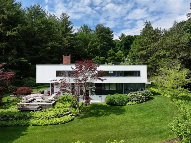 6 Moon Hill Road, Lexington, MA 02421