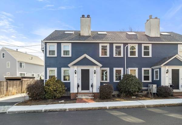5-13 Lime St #2, Newburyport, MA 01950