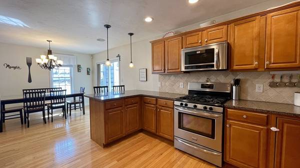 Avon, MA 02322,35 Glendon St.