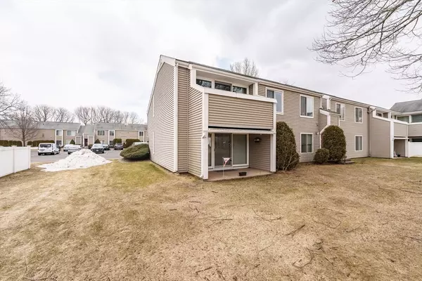 Springfield, MA 01129,214 Nassau Drive #214