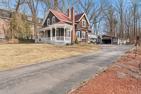 Taunton, MA 02780,99 Hart St