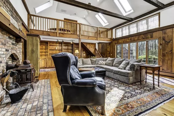 Westborough, MA 01581,9 Stratton Drive