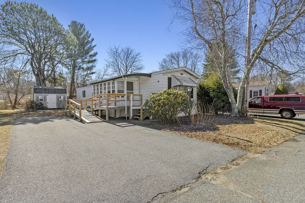 Taunton, MA 02780,26 Thayer Drive