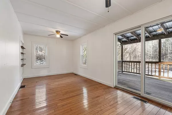 Orange, MA 01364,51 Ward Rd