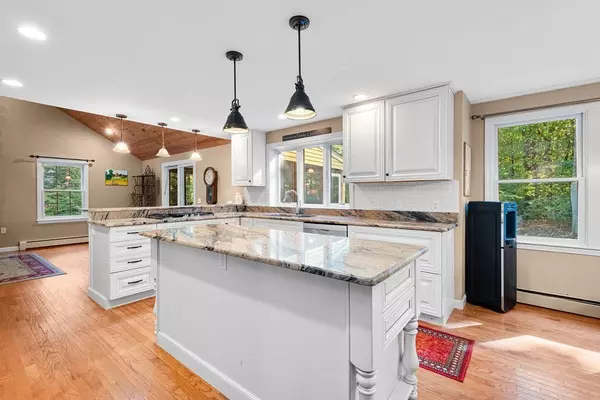 Hopkinton, MA 01748,57 Teresa Road