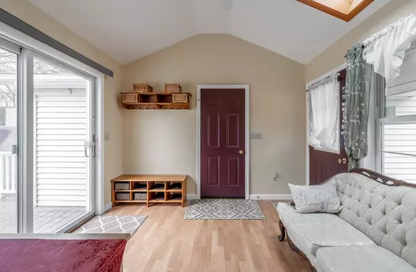 Palmer, MA 01069,14 Lauren Dr