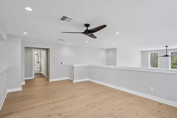 Tyngsborough, MA 01879,34 Juniper Lane #60
