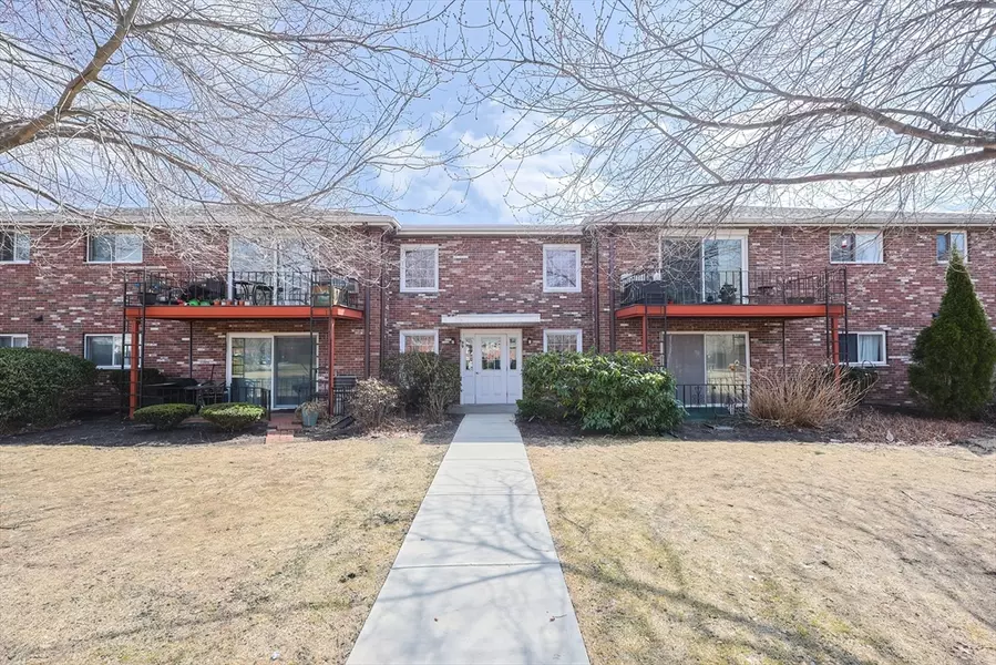 99 Fountain Lane #5, Weymouth, MA 02190