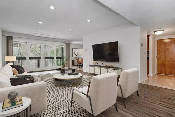 1100 Salem St #42, Lynnfield, MA 01940