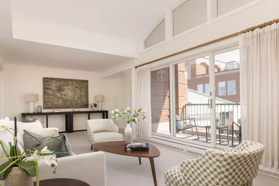 130 Mount Auburn St #506, Cambridge, MA 02138